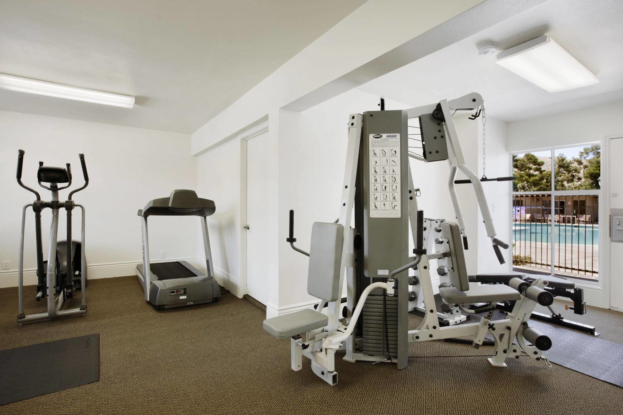 Travelodge Inn & Suites By Wyndham Yucca Valley/Joshua Tree Facilities photo